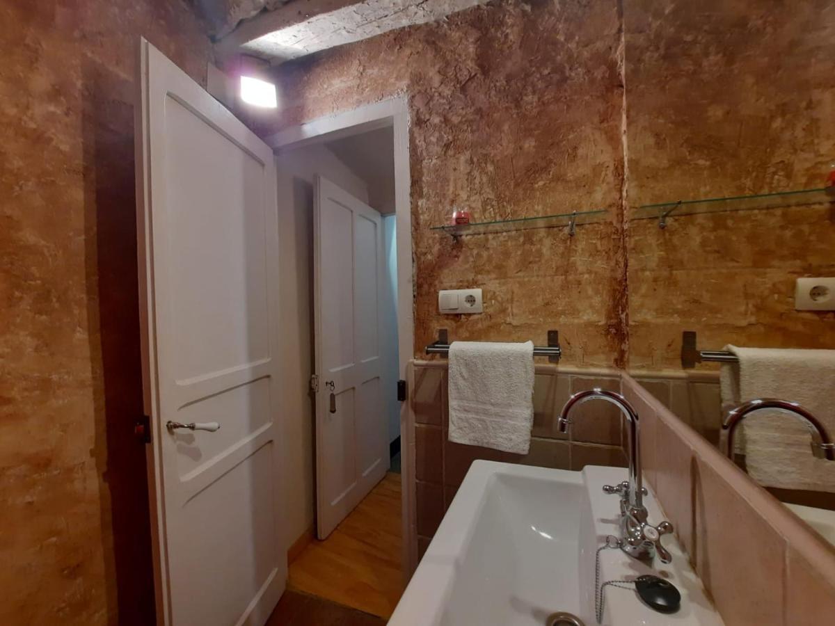 Casa Rural Cal Rocco Porta Del Pirineu Побла де Сегур Екстериор снимка